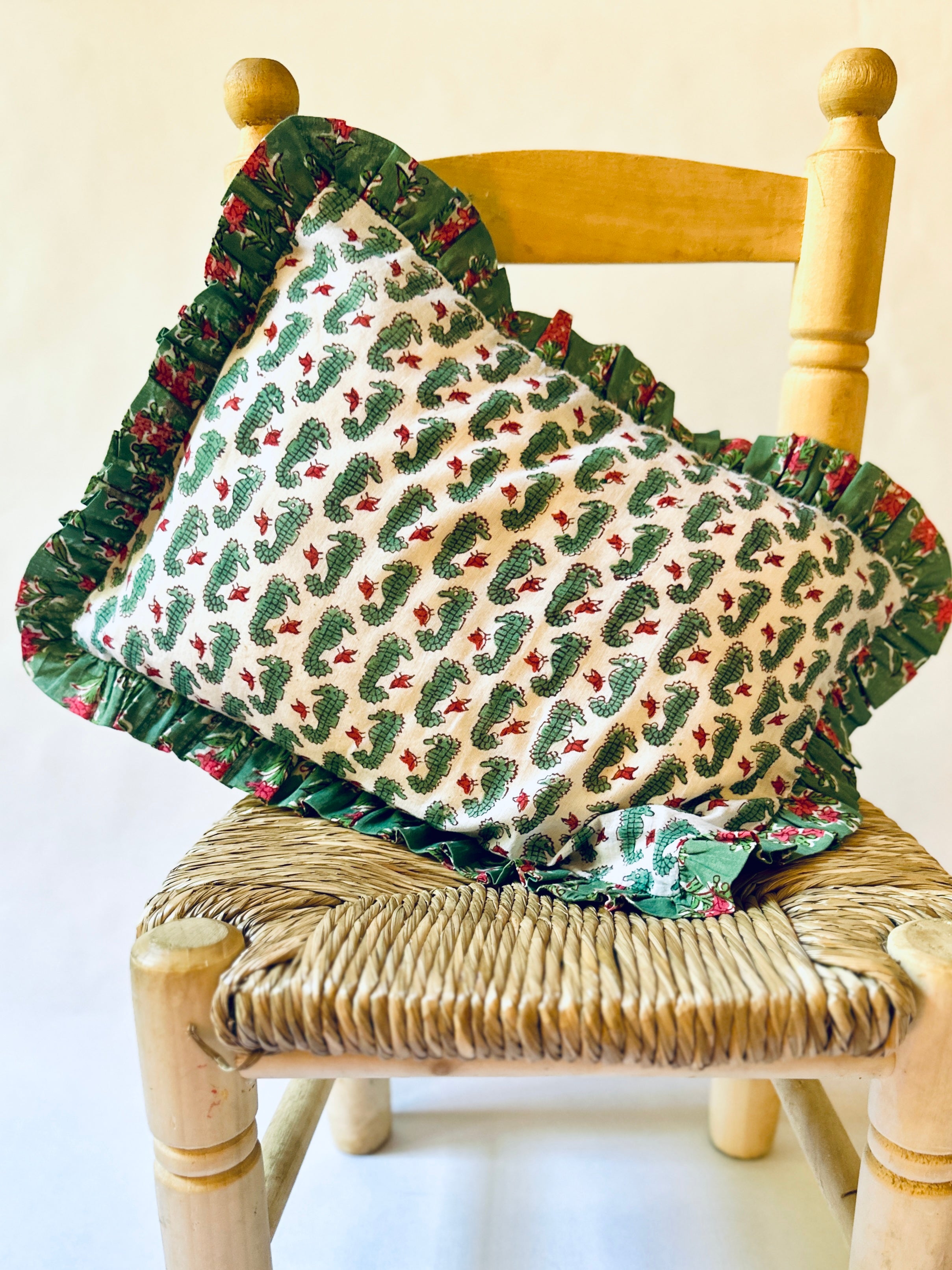 CUSHION BABY GREEN